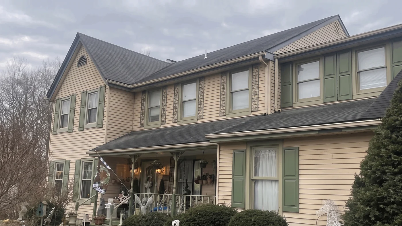 Home before roof replacement